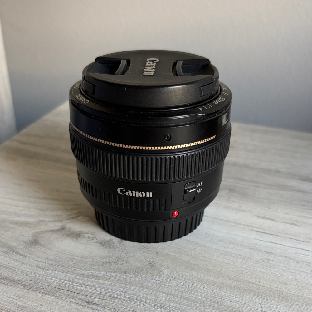 Canon 50mm lens 1.4 EF